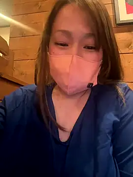 Snapshot of annna_annna_2024 chatting on December 16, 7:02 am annna annna 2024 online show from December 16, 7:02 am