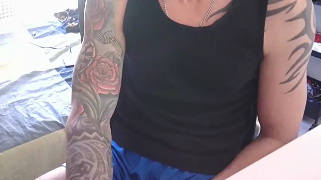 Snapshot of gabrielsaiyann chatting on November 3, 2:51 pm gabrielsaiyann online show from November 3, 2:51 pm