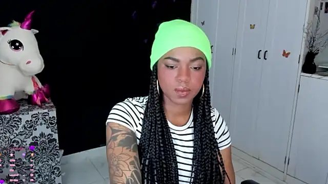 Marce 22 online show from November 6, 3:51 am