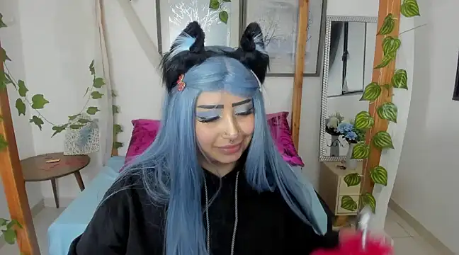 lussyevans24 online show from February 27, 9:43 am