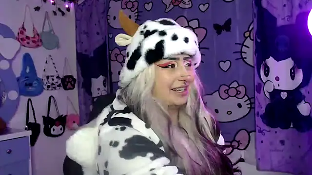 lussyevans24 online show from September 9, 5:51 am