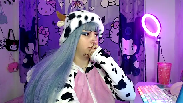 lussyevans24 online show from October 21, 5:52 am