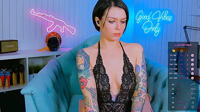 My toys pink online show from March 17, 9:45 pm