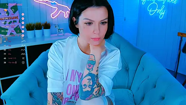 My toys pink online show from November 21, 3:27 am