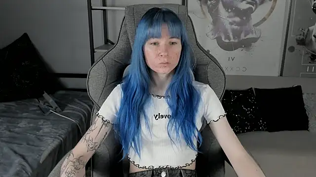 Snapshot of LexiWenford chatting on September 16, 2:56 am LexiWenford online show from September 16, 2:56 am