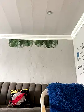 Snapshot of DiamondGoddes chatting on November 28, 9:34 am DiamondGoddes online show from November 28, 9:34 am