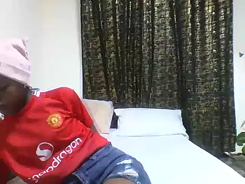 Petite doll20 online show from January 13, 1:16 pm