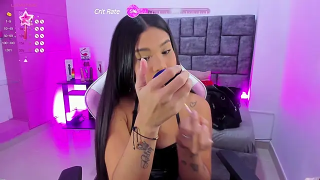 Snapshot of imsofy_ chatting on February 18, 8:25 pm imsofy  online show from February 18, 8:25 pm