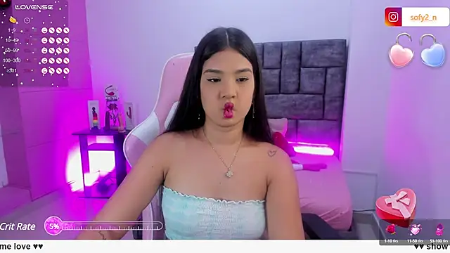 Snapshot of imsofy_ chatting on February 25, 4:21 pm imsofy  online show from February 25, 4:21 pm