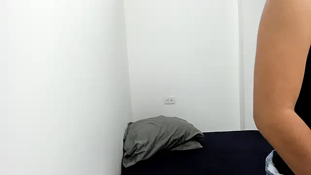 monse 02 online show from October 23, 1:54 pm