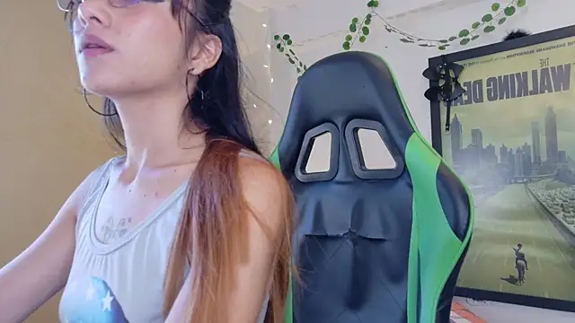 kittyzenn online show from April 14, 3:07 pm