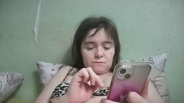 Diamond Tyler online show from February 12, 5:41 pm