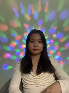 Snapshot of Maeve2k5 chatting on December 29, 12:34 pm Maeve2k5 online show from December 29, 12:34 pm