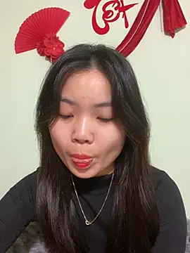 Snapshot of Maeve2k5 chatting on January 24, 2:28 am Maeve2k5 online show from January 24, 2:28 am