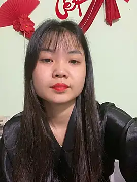 Snapshot of Maeve2k5 chatting on March 16, 1:07 am Maeve2k5 online show from March 16, 1:07 am