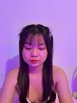 Snapshot of Maeve2k5 chatting on September 11, 9:37 pm Maeve2k5 online show from September 11, 9:37 pm