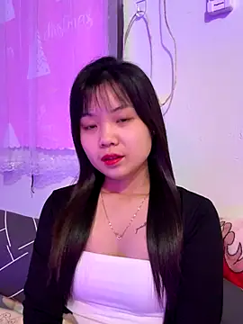 Snapshot of Maeve2k5 chatting on November 1, 11:07 pm Maeve2k5 online show from November 1, 11:07 pm