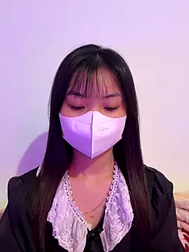 Snapshot of Maeve2k5 chatting on November 10, 7:40 am Maeve2k5 online show from November 10, 7:40 am