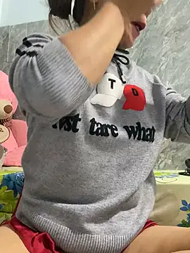 Snapshot of Linaannn chatting on November 20, 11:54 am Linaannn online show from November 20, 11:54 am