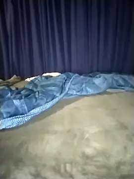 Convertiblechulo online show from April 9, 2:22 am