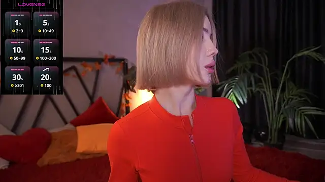 LindaThacker online show from November 17, 4:29 am