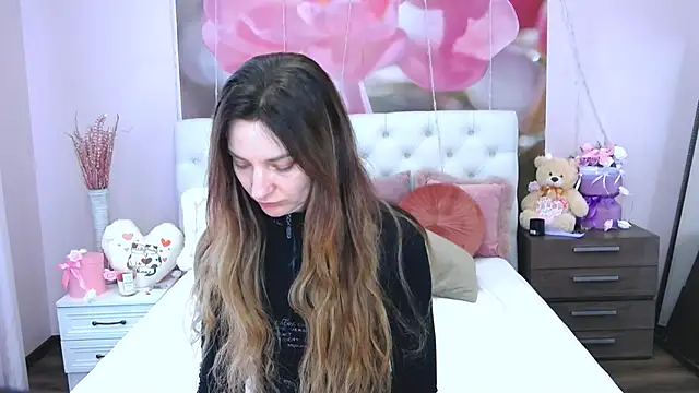 Snapshot of VioletUmi chatting on March 23, 9:10 am VioletUmi online show from March 23, 9:10 am