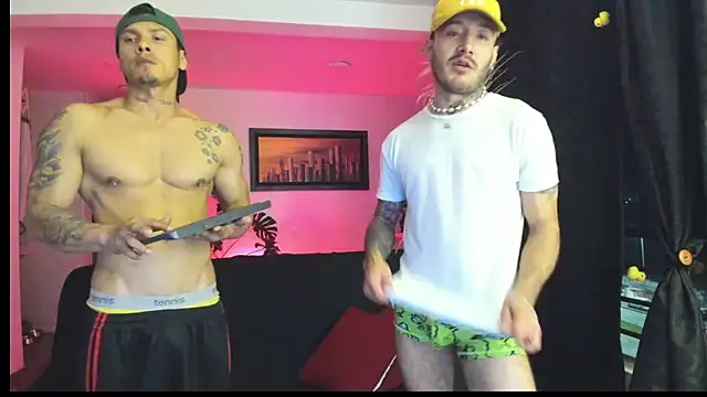 MARCELOANDLUCIAN online show from February 27, 11:59 pm