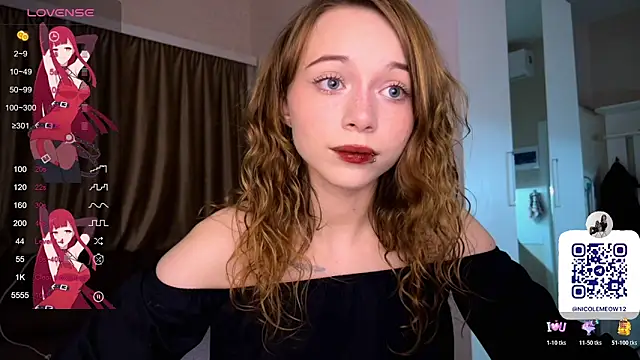 Snapshot of _SofiaBrown chatting on November 18, 6:56 pm SofiaBrown online show from November 18, 6:56 pm