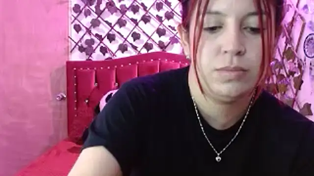 Snapshot of Melani_cute02 chatting on November 7, 4:56 am Melani cute02 online show from November 7, 4:56 am