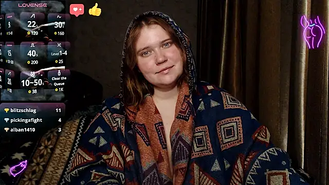 Snapshot of daisy_low chatting on February 24, 9:41 pm daisy low online show from February 24, 9:41 pm