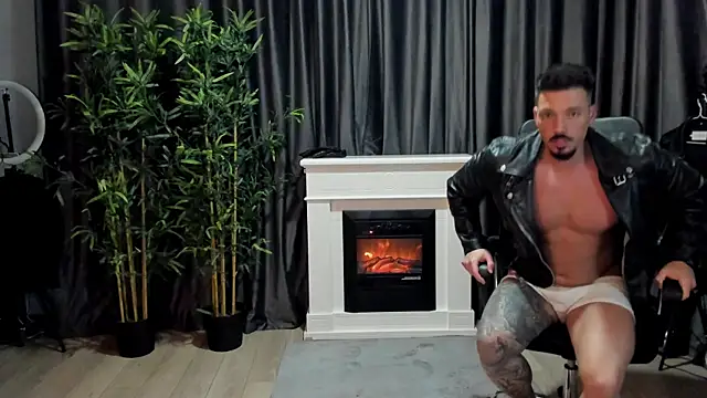 Snapshot of HaydenSpearss chatting on December 2, 3:25 pm HaydenSpearss online show from December 2, 3:25 pm