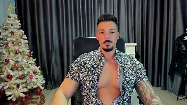 Snapshot of HaydenSpearss chatting on December 13, 1:01 pm HaydenSpearss online show from December 13, 1:01 pm