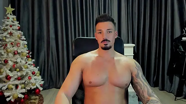 Snapshot of HaydenSpearss chatting on December 17, 7:15 pm HaydenSpearss online show from December 17, 7:15 pm