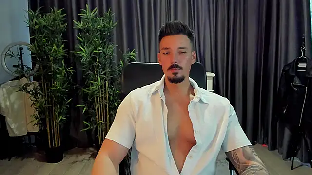 Snapshot of HaydenSpearss chatting on February 11, 12:48 pm HaydenSpearss online show from February 11, 12:48 pm