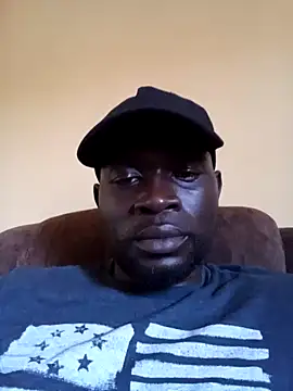 Snapshot of ClinDi chatting on December 6, 2:17 pm ClinDi online show from December 6, 2:17 pm