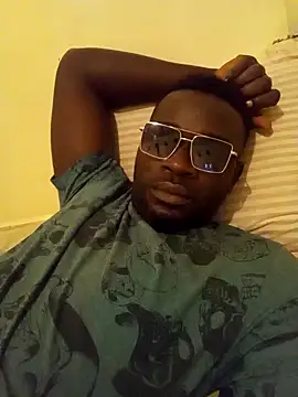 Snapshot of ClinDi chatting on January 4, 10:45 pm ClinDi online show from January 4, 10:45 pm