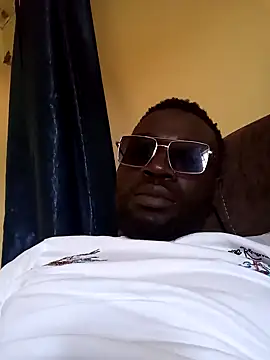 Snapshot of ClinDi chatting on January 9, 1:13 pm ClinDi online show from January 9, 1:13 pm