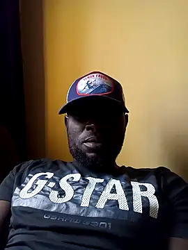 Snapshot of ClinDi chatting on March 8, 7:05 am ClinDi online show from March 8, 7:05 am