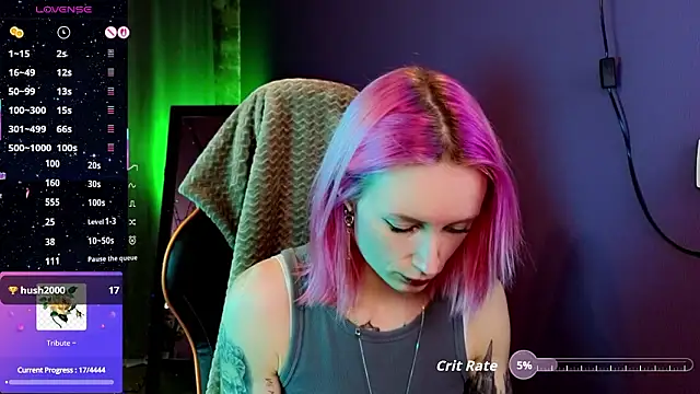 Snapshot of _HelenCarter chatting on February 9, 8:24 pm HelenCarter online show from February 9, 8:24 pm