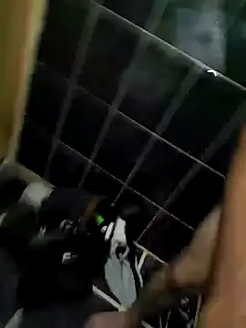 Snapshot of Rober2230 chatting on December 2, 3:26 am Rober2230 online show from December 2, 3:26 am