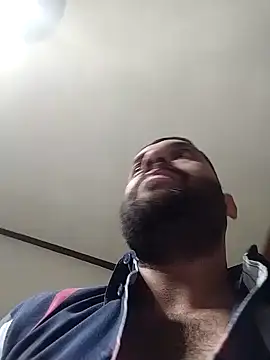 Snapshot of Rober2230 chatting on December 20, 2:38 pm Rober2230 online show from December 20, 2:38 pm