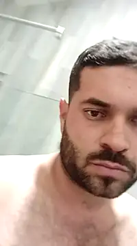 Snapshot of Rober2230 chatting on January 9, 2:43 am Rober2230 online show from January 9, 2:43 am