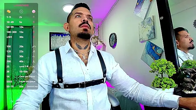 Snapshot of Adil_aminn chatting on November 19, 1:49 am Adil aminn online show from November 19, 1:49 am