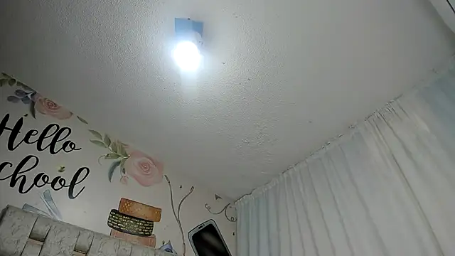 Snapshot of EMMA_SWEETT1 chatting on January 12, 12:55 pm EMMA SWEETT1 online show from January 12, 12:55 pm