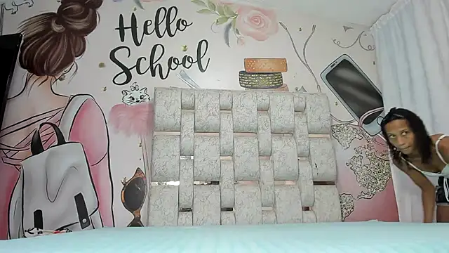 Snapshot of EMMA_SWEETT1 chatting on January 16, 12:09 pm EMMA SWEETT1 online show from January 16, 12:09 pm