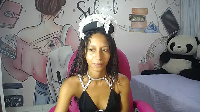 Snapshot of EMMA_SWEETT1 chatting on September 27, 6:24 pm EMMA SWEETT1 online show from September 27, 6:24 pm