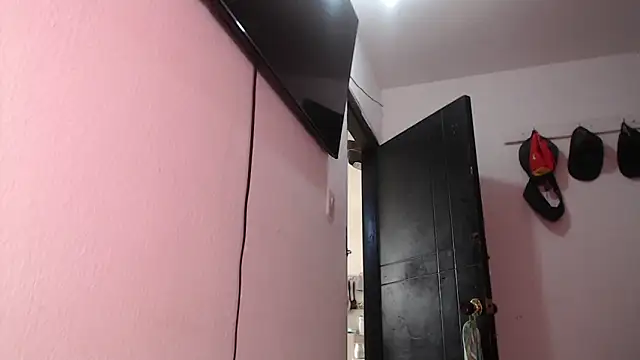 Alizloven online show from March 16, 1:27 pm