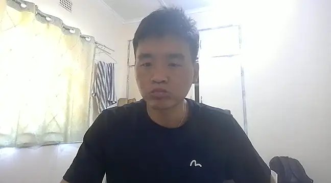 kisstoyousoon2024 online show from December 3, 7:21 am