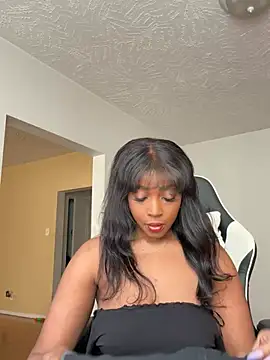 Snapshot of Blazerina chatting on March 17, 8:30 pm Blazerina online show from March 17, 8:30 pm