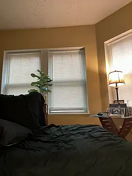 Snapshot of Blazerina chatting on March 19, 7:27 pm Blazerina online show from March 19, 7:27 pm